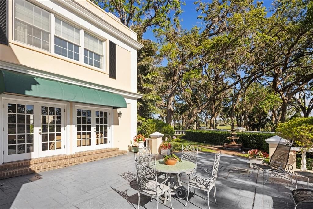 For Sale: $2,700,000 (6 beds, 6 baths, 6246 Square Feet)