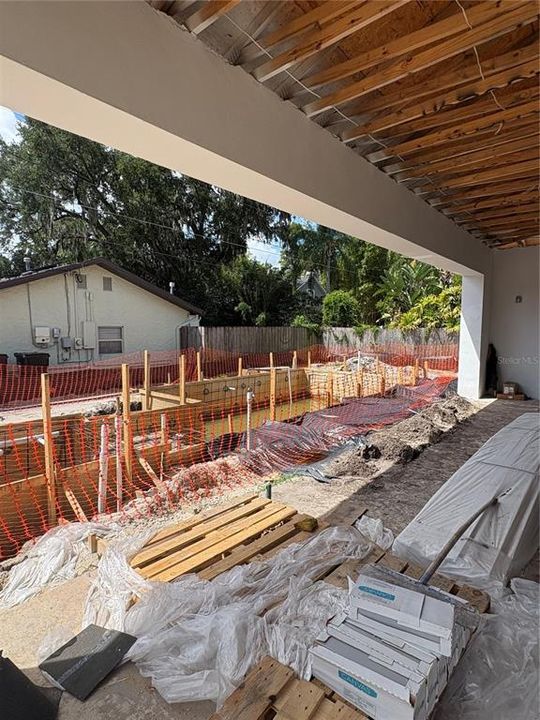 Active With Contract: $2,195,000 (5 beds, 4 baths, 4220 Square Feet)