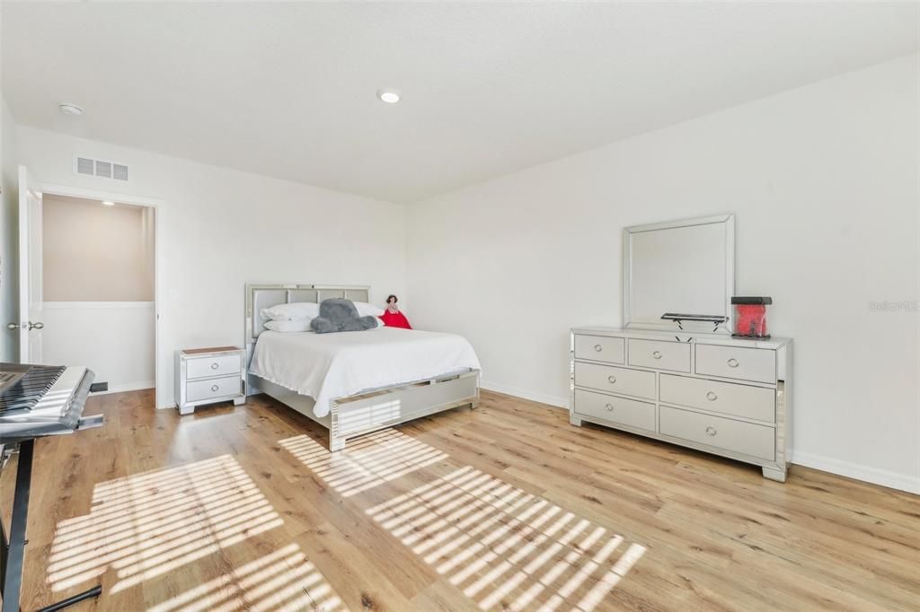 For Sale: $599,500 (4 beds, 3 baths, 3362 Square Feet)