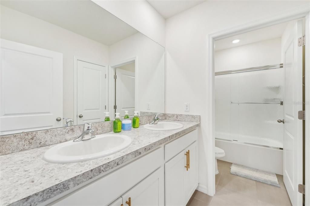 For Sale: $599,500 (4 beds, 3 baths, 3362 Square Feet)