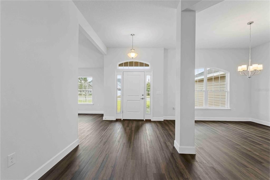 En Venta: $407,650 (4 camas, 3 baños, 2516 Pies cuadrados)