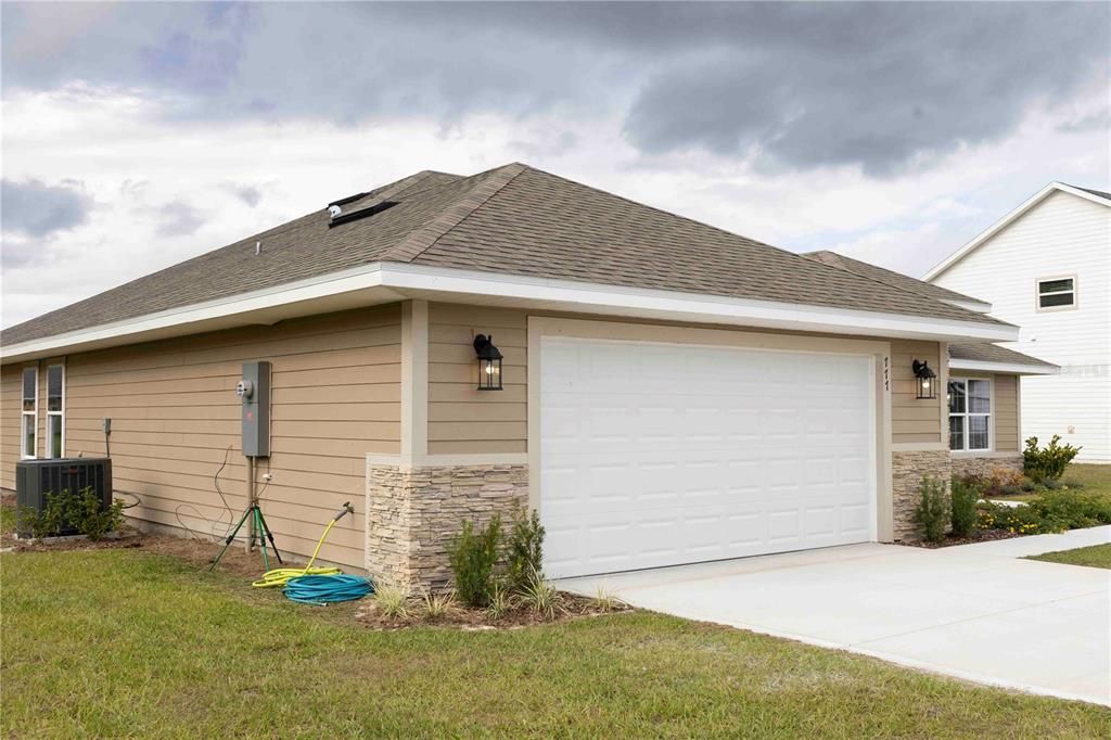 En Venta: $407,650 (4 camas, 3 baños, 2516 Pies cuadrados)