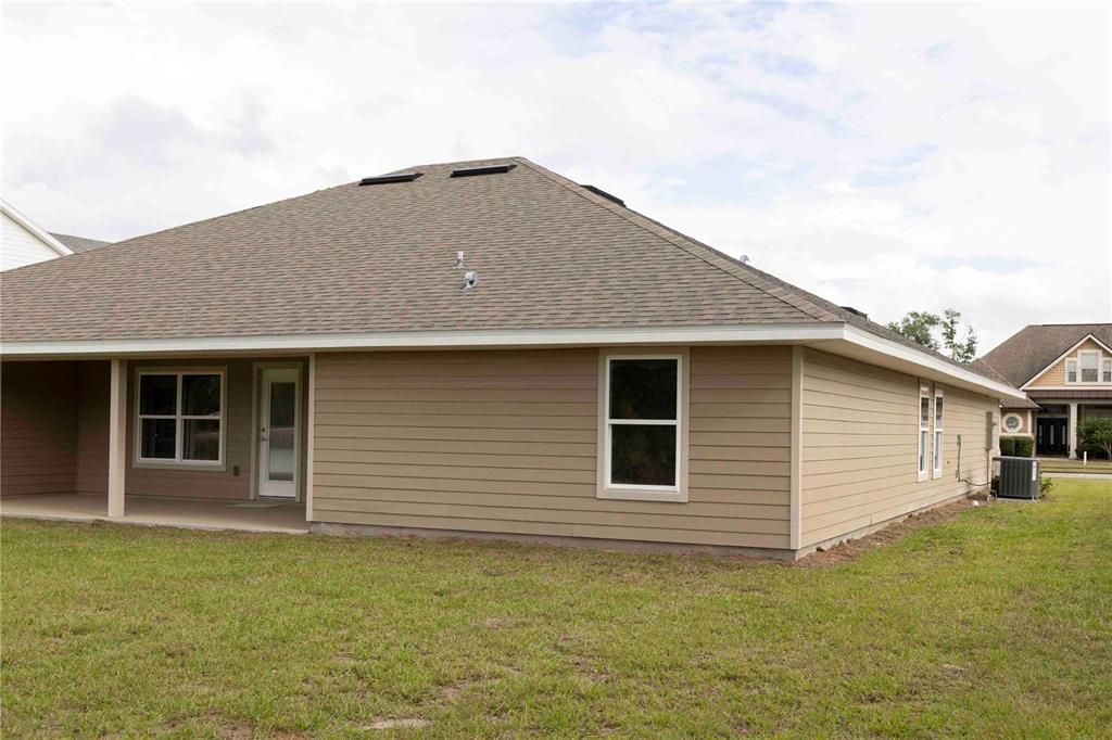 En Venta: $407,650 (4 camas, 3 baños, 2516 Pies cuadrados)