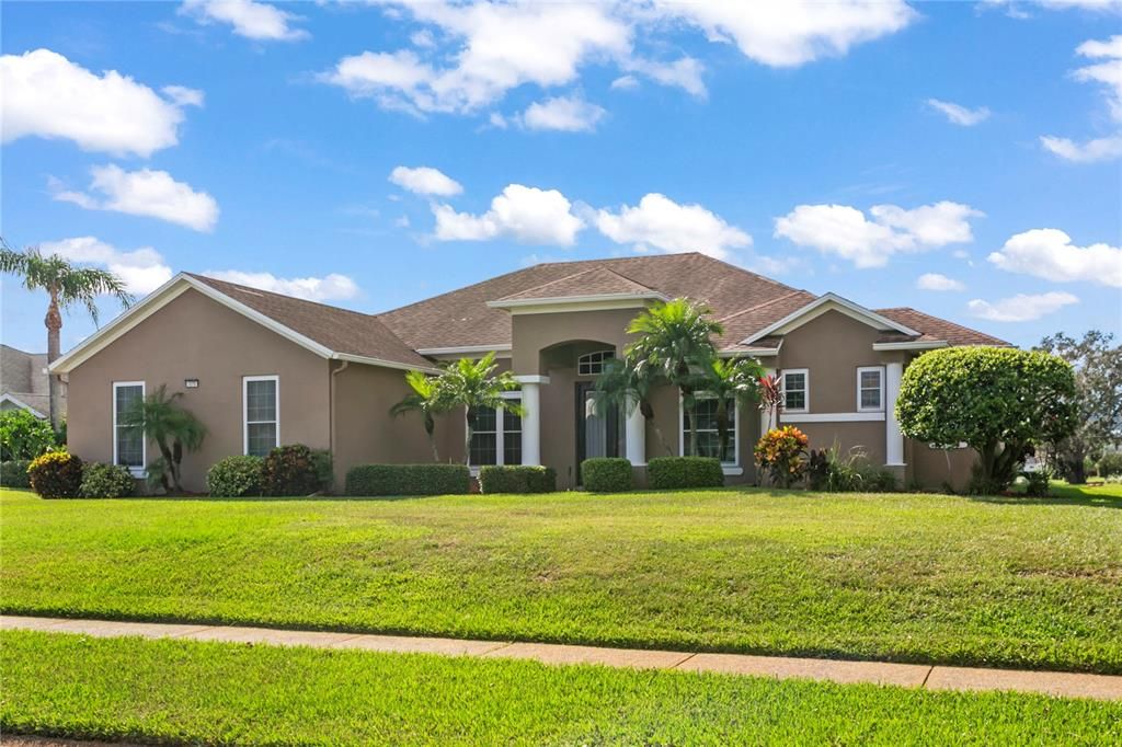 Recently Sold: $615,000 (3 beds, 3 baths, 2867 Square Feet)