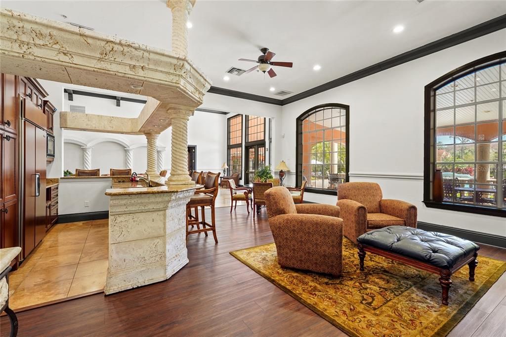 Active With Contract: $179,000 (1 beds, 1 baths, 759 Square Feet)