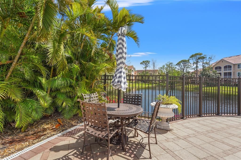 Active With Contract: $179,000 (1 beds, 1 baths, 759 Square Feet)