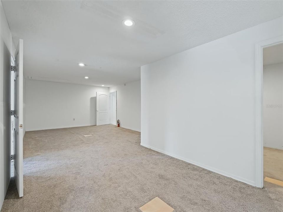 For Sale: $625,000 (0 beds, 0 baths, 6704 Square Feet)