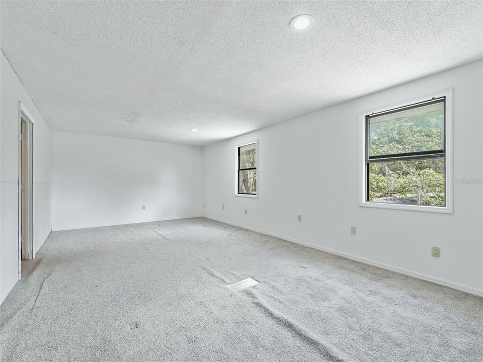 For Sale: $625,000 (0 beds, 0 baths, 6704 Square Feet)