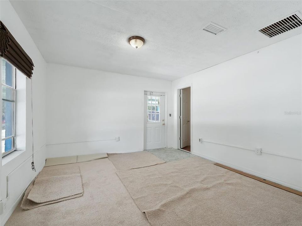 For Sale: $625,000 (0 beds, 0 baths, 6704 Square Feet)