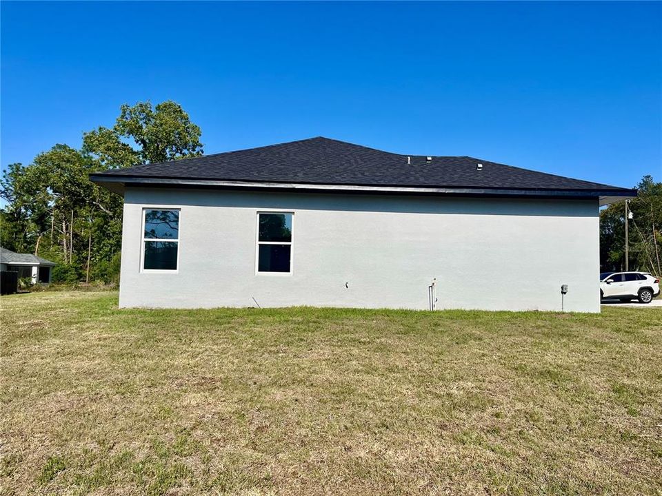 Active With Contract: $358,000 (4 beds, 3 baths, 2013 Square Feet)