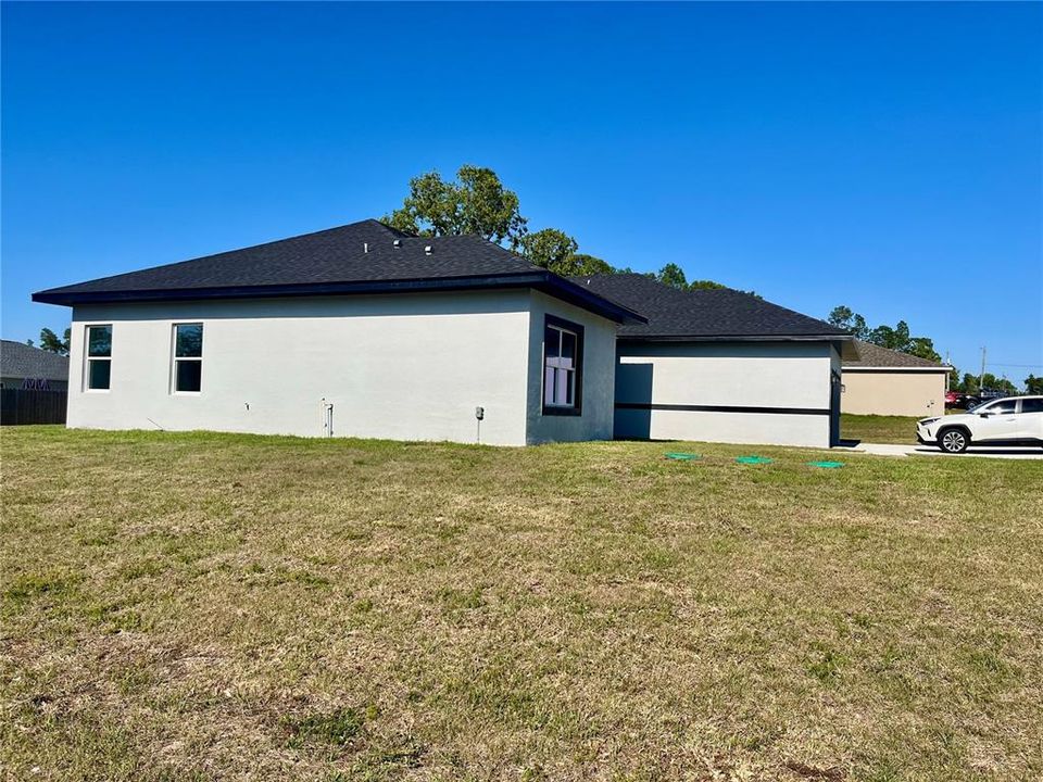 Active With Contract: $358,000 (4 beds, 3 baths, 2013 Square Feet)