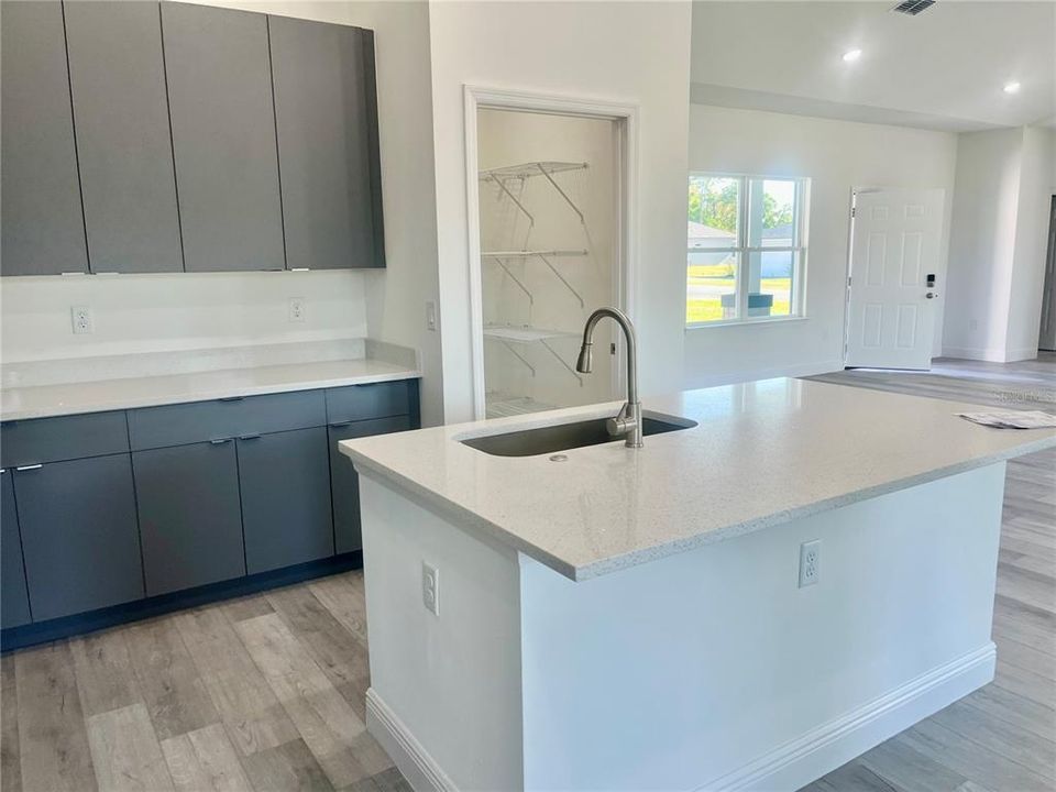 Active With Contract: $358,000 (4 beds, 3 baths, 2013 Square Feet)