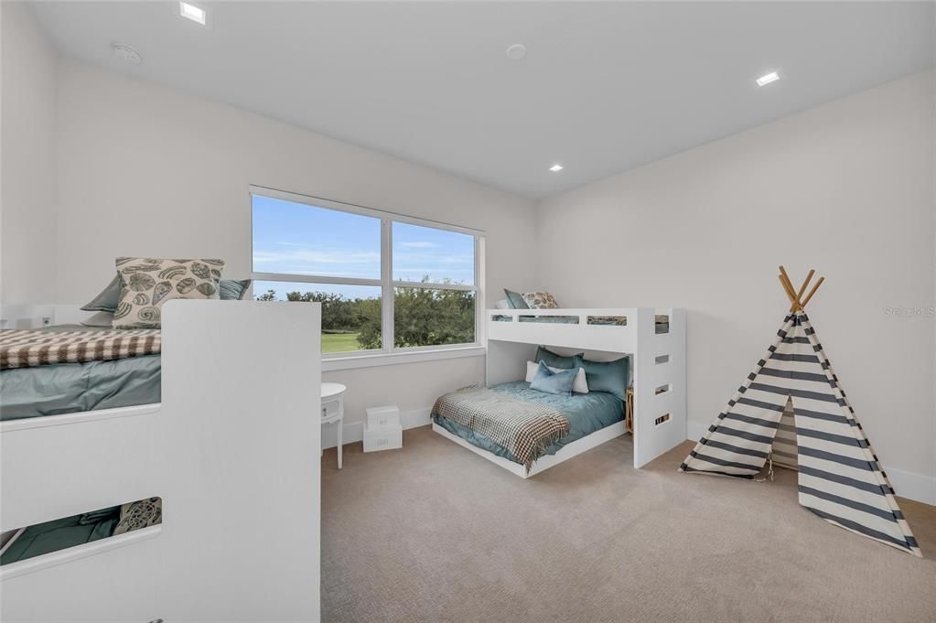 For Sale: $3,250,000 (4 beds, 4 baths, 4152 Square Feet)