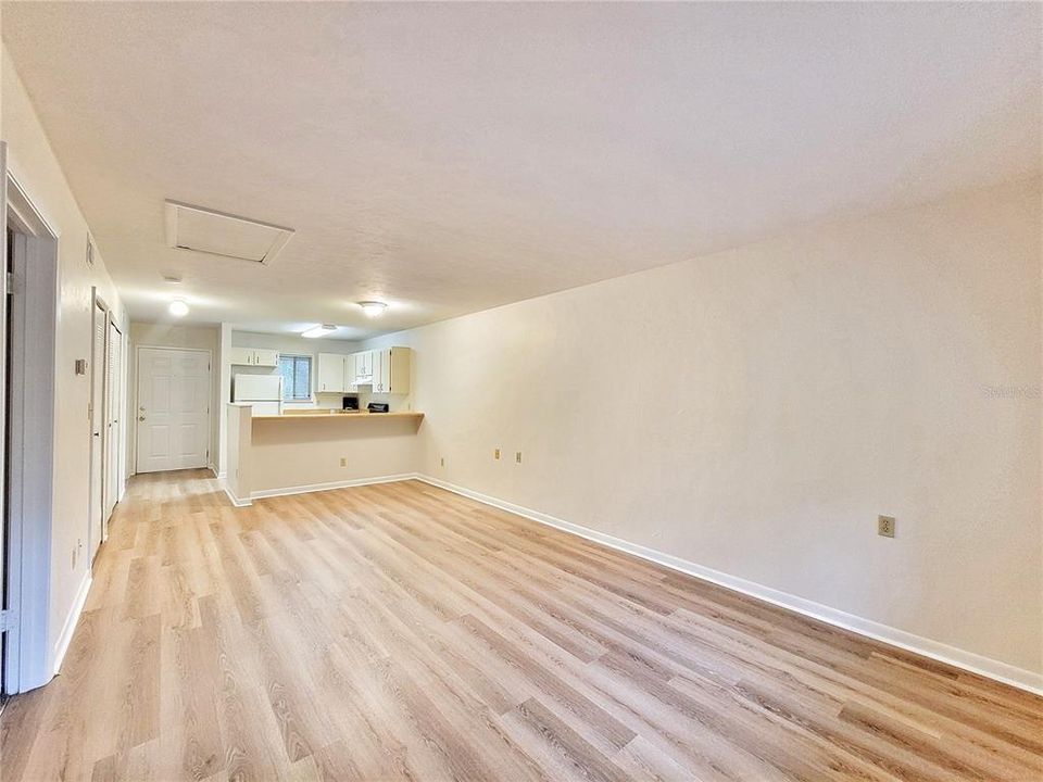 En Venta: $119,000 (2 camas, 2 baños, 874 Pies cuadrados)