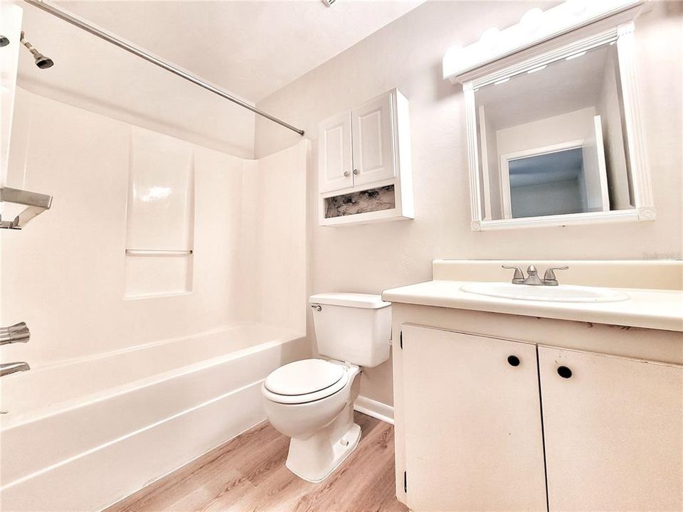 En Venta: $119,000 (2 camas, 2 baños, 874 Pies cuadrados)