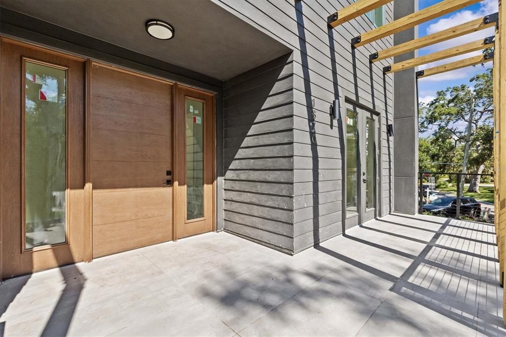 For Sale: $2,325,000 (4 beds, 4 baths, 3410 Square Feet)