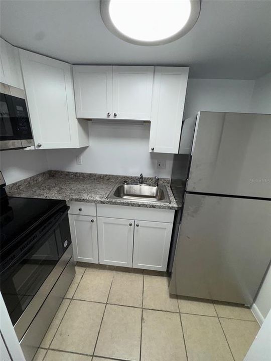 For Rent: $1,049 (1 beds, 1 baths, 775 Square Feet)