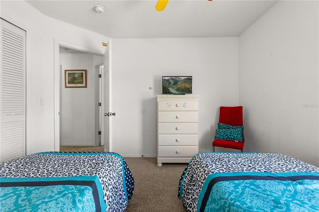 Active With Contract: $2,950 (4 beds, 2 baths, 1874 Square Feet)