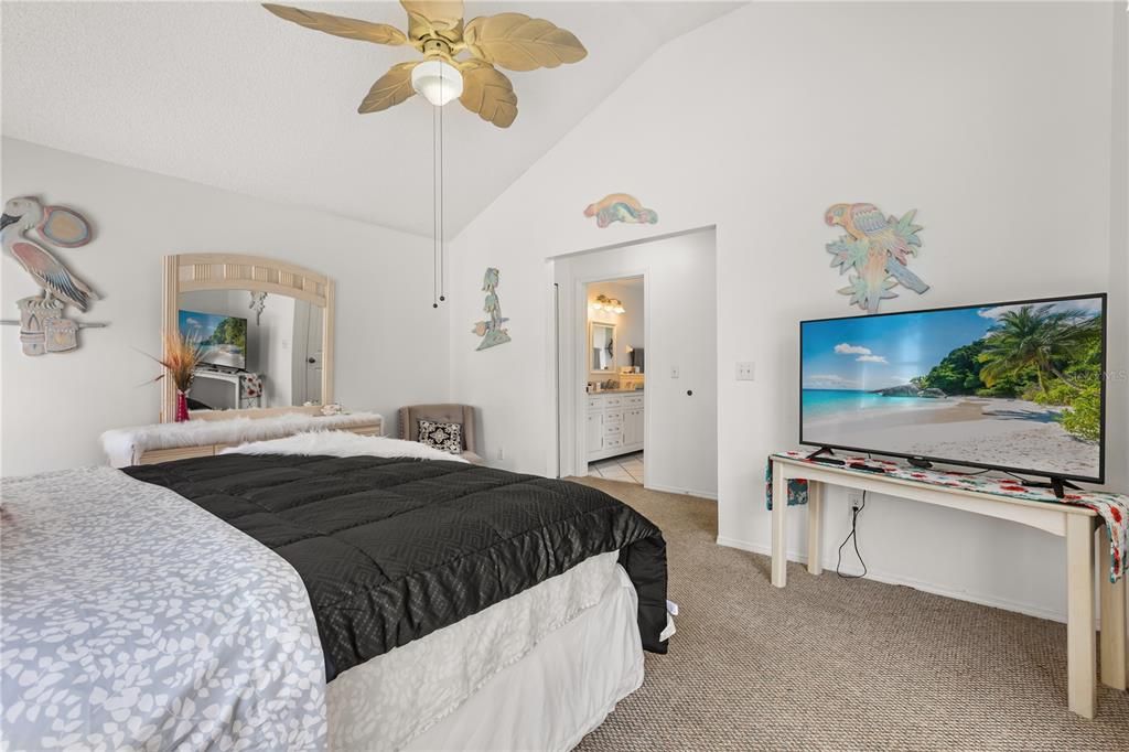 Active With Contract: $2,950 (4 beds, 2 baths, 1874 Square Feet)