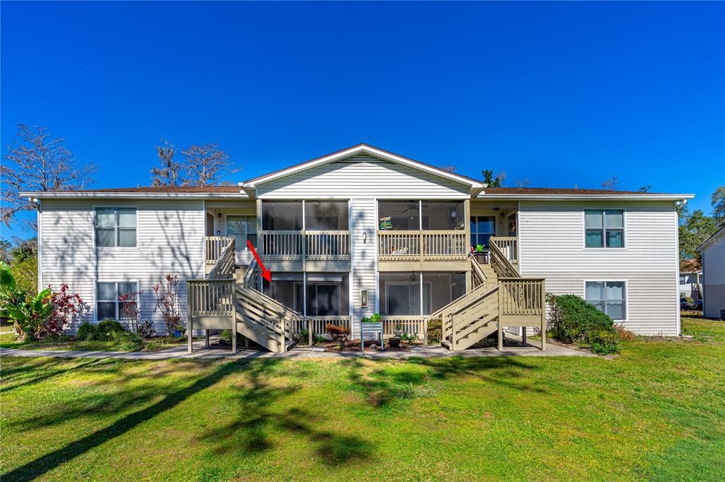 最近售出: $145,000 (2 贝兹, 2 浴室, 833 平方英尺)