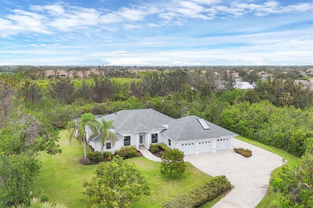 Recently Sold: $799,000 (3 beds, 2 baths, 2822 Square Feet)
