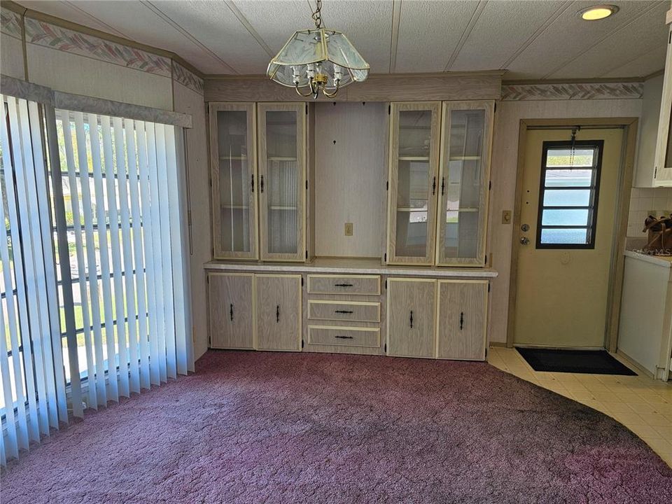 待售: $129,900 (2 贝兹, 2 浴室, 960 平方英尺)