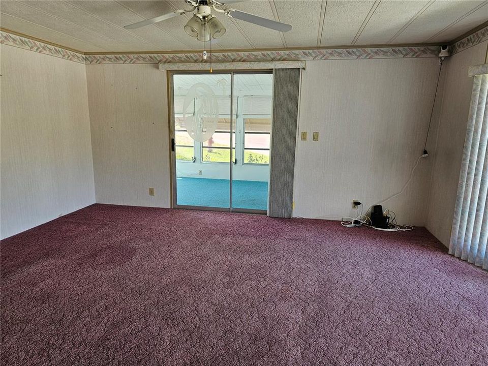 待售: $129,900 (2 贝兹, 2 浴室, 960 平方英尺)