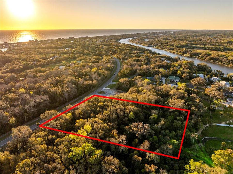 На продажу: $1,999,000 (2.99 acres)