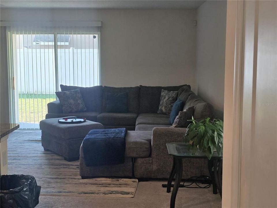 待售: $305,000 (3 贝兹, 2 浴室, 1516 平方英尺)