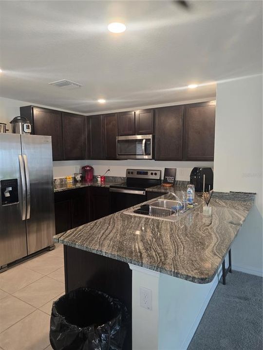 待售: $305,000 (3 贝兹, 2 浴室, 1516 平方英尺)