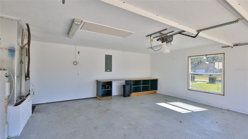 Под контрактом: $349,000 (3 спален, 2 ванн, 1762 Квадратных фут)