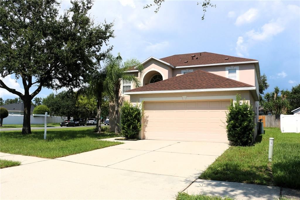 For Sale: $384,950 (4 beds, 2 baths, 2215 Square Feet)