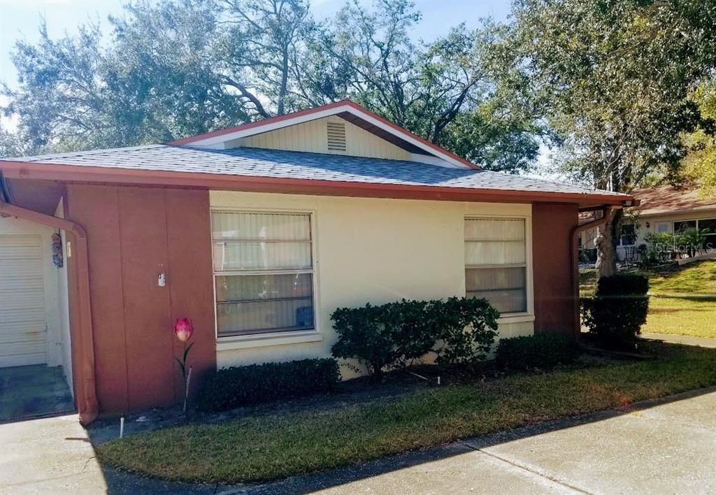 Recently Rented: $1,800 (2 beds, 2 baths, 918 Square Feet)