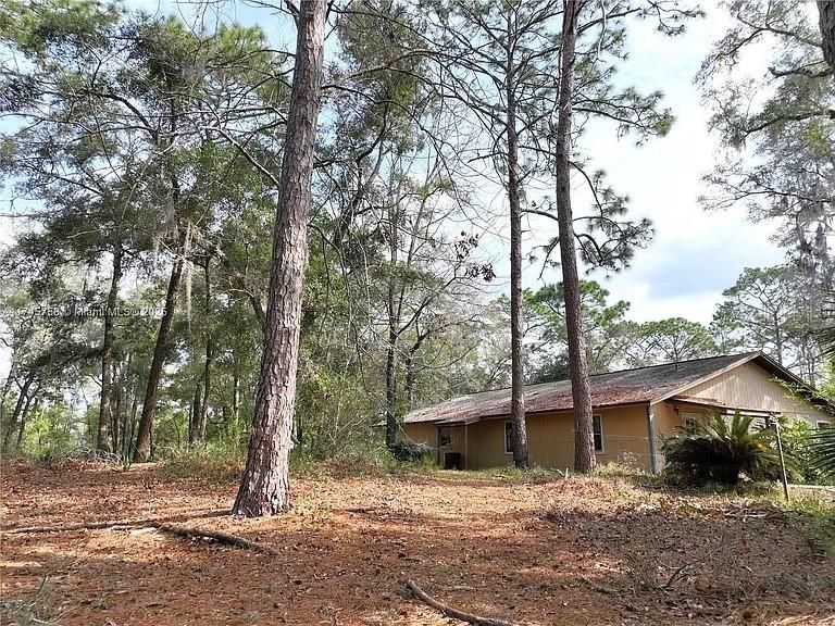 待售: $549,900 (3 贝兹, 3 浴室, 2220 平方英尺)