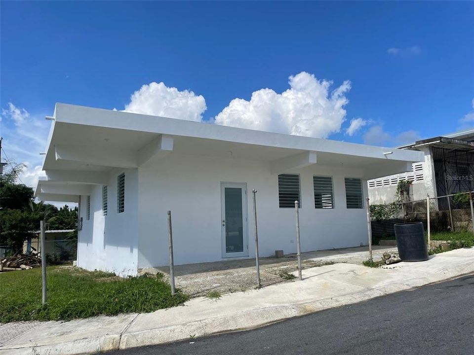 Vendido Recientemente: $110,000 (3 camas, 1 baños, 900 Pies cuadrados)