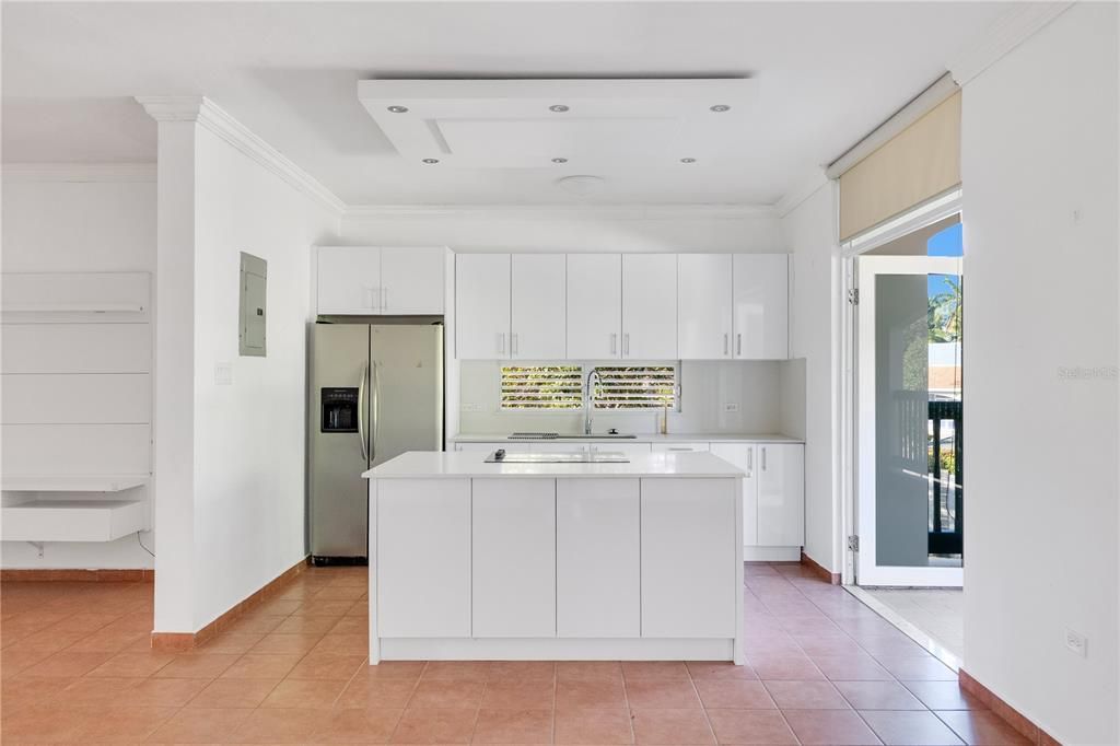 For Sale: $385,000 (3 beds, 2 baths, 1800 Square Feet)