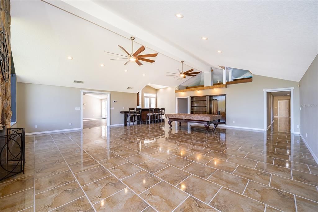 На продажу: $885,000 (4 спален, 4 ванн, 4028 Квадратных фут)