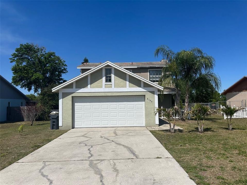 Recently Rented: $1,800 (3 beds, 2 baths, 1320 Square Feet)