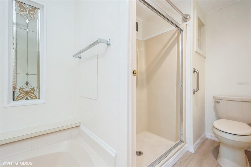 待售: $225,900 (2 贝兹, 2 浴室, 1286 平方英尺)