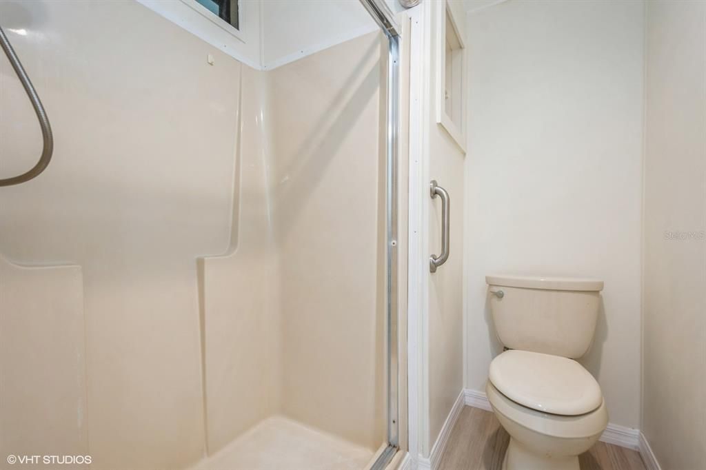 待售: $225,900 (2 贝兹, 2 浴室, 1286 平方英尺)