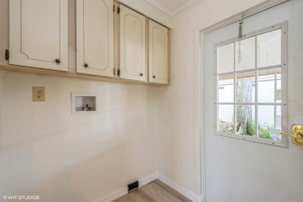 待售: $225,900 (2 贝兹, 2 浴室, 1286 平方英尺)