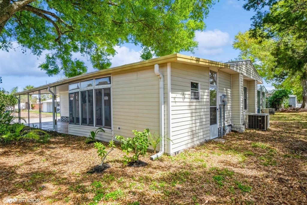 待售: $225,900 (2 贝兹, 2 浴室, 1286 平方英尺)