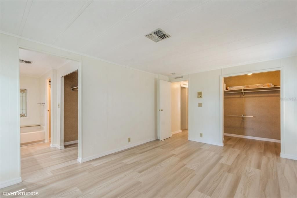 待售: $225,900 (2 贝兹, 2 浴室, 1286 平方英尺)