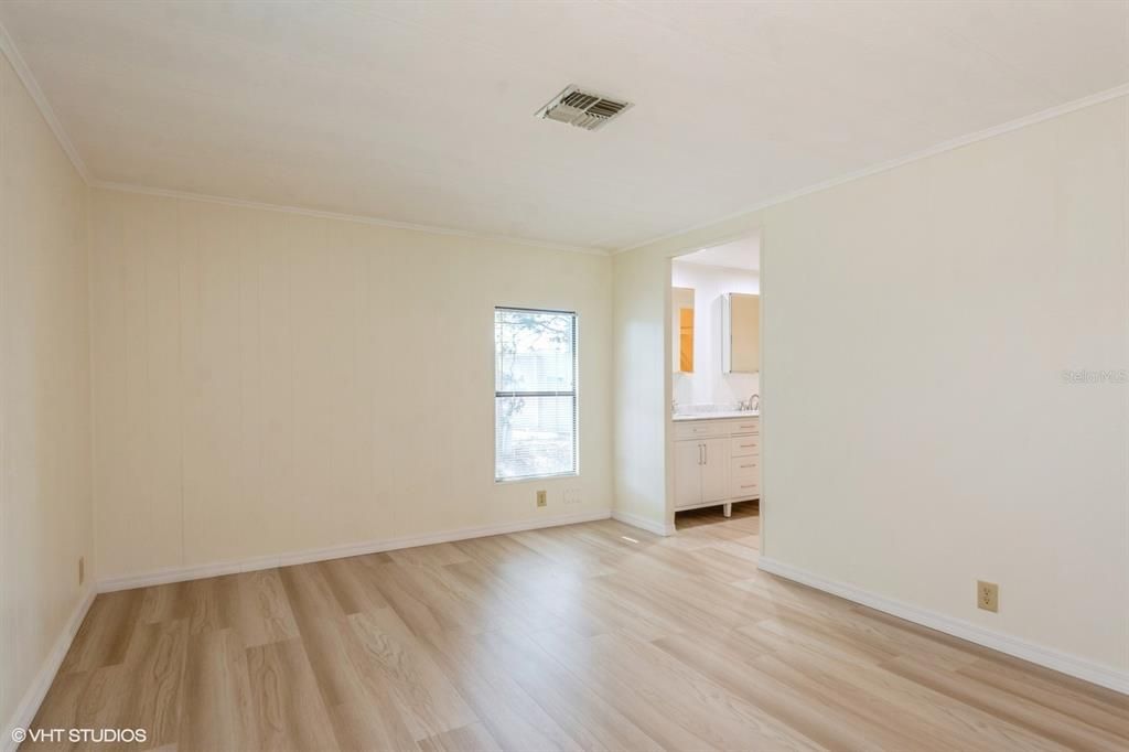 待售: $225,900 (2 贝兹, 2 浴室, 1286 平方英尺)