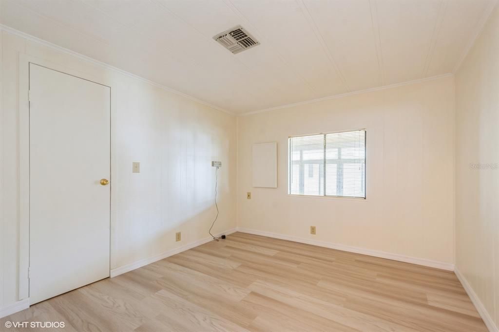 待售: $225,900 (2 贝兹, 2 浴室, 1286 平方英尺)