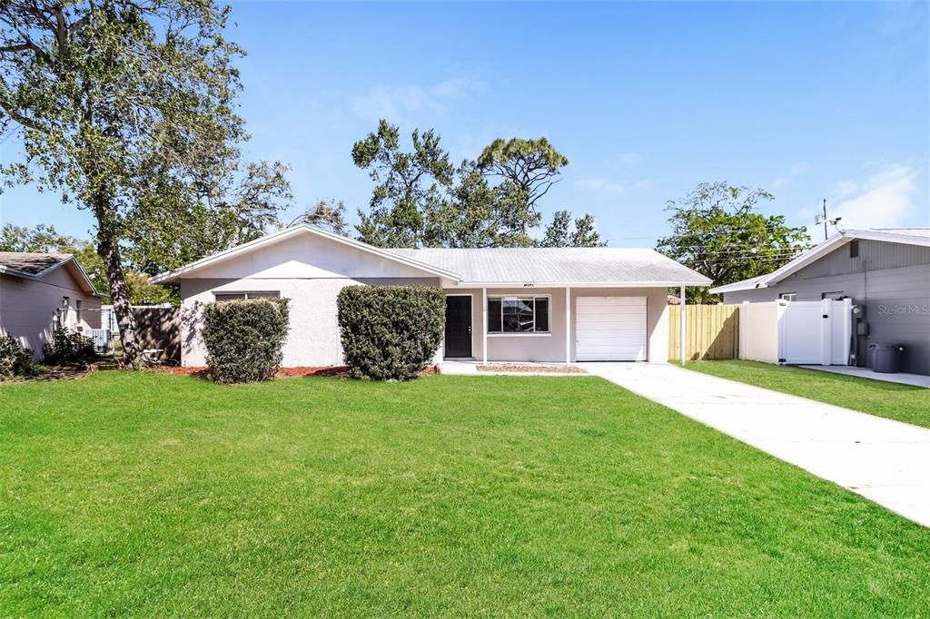 Recently Rented: $2,785 (4 beds, 2 baths, 1575 Square Feet)