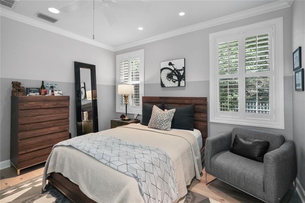 На продажу: $3,400,000 (5 спален, 5 ванн, 7014 Квадратных фут)