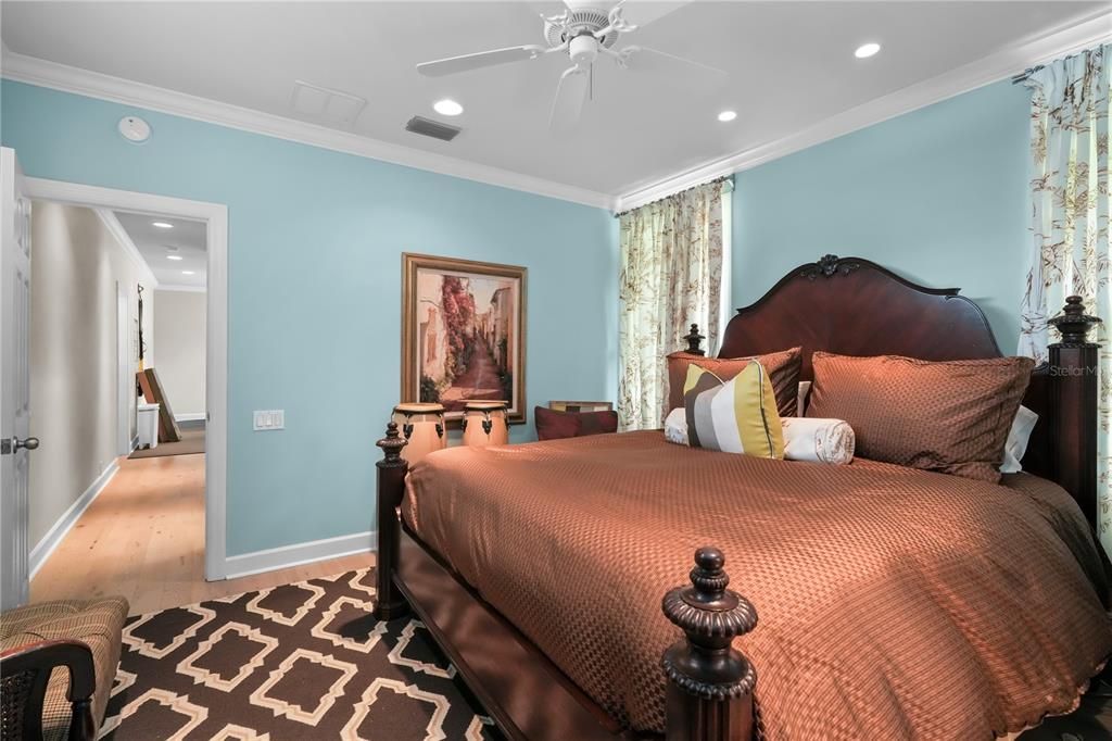 На продажу: $3,400,000 (5 спален, 5 ванн, 7014 Квадратных фут)