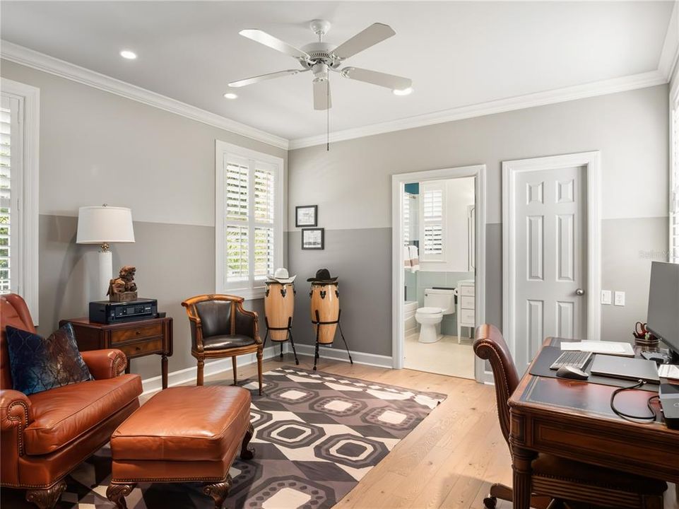 На продажу: $3,400,000 (5 спален, 5 ванн, 7014 Квадратных фут)