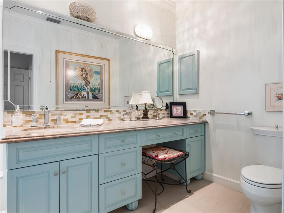 На продажу: $3,400,000 (5 спален, 5 ванн, 7014 Квадратных фут)